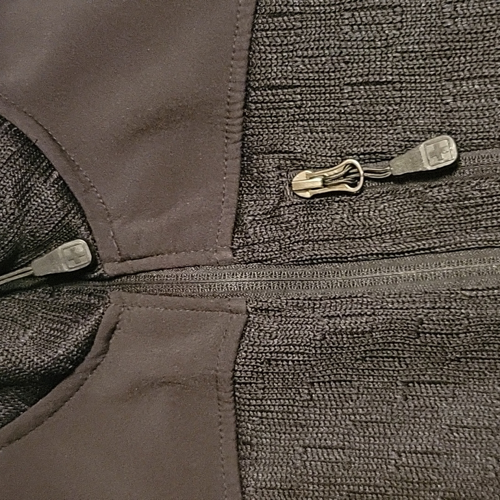 Swiss Tech jacket - Picture 9 of 12